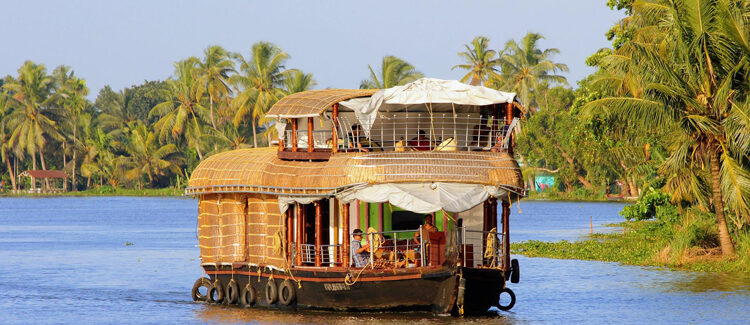 Alleppy House Boat